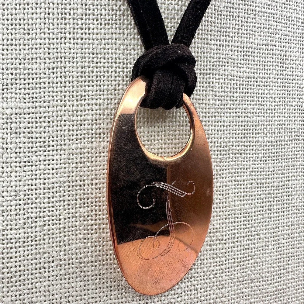 Vintage 90s Copper Monogram Initial‎ T Pendant Necklace Black Suede Cord Jewelry